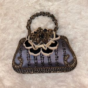 Mary Frances band beaded handbag